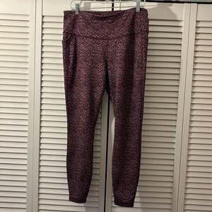 Women’s All in Motion Jaguar Print Leggings sz Large